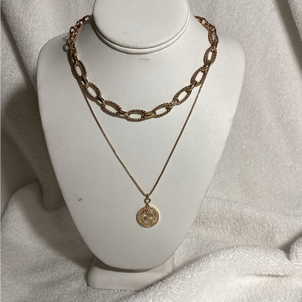 Macy Department Golden Store Jewelry View 3